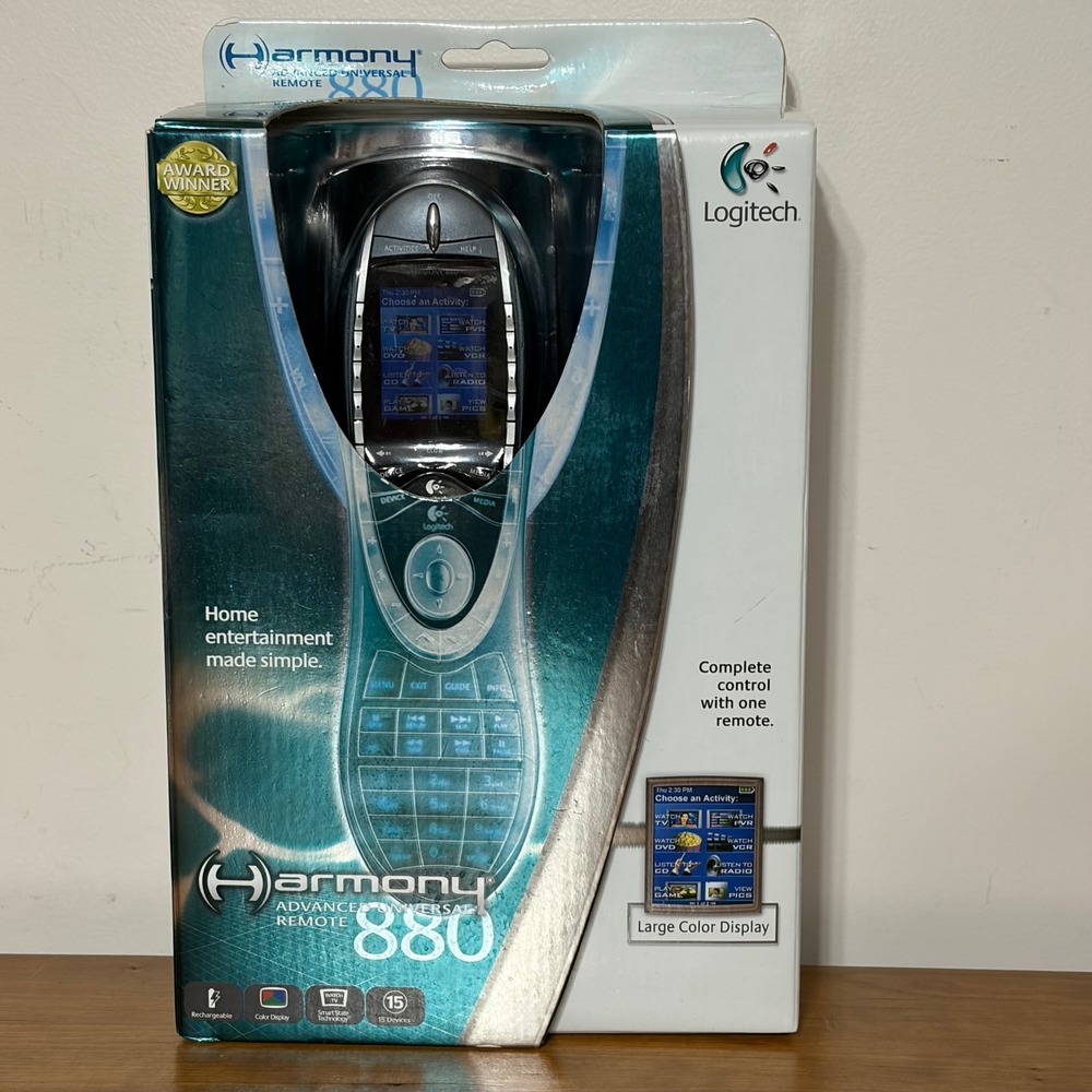 Logitech Harmony 880 Advanced Universal Remote Color LCD Rechargeable 15 Devices